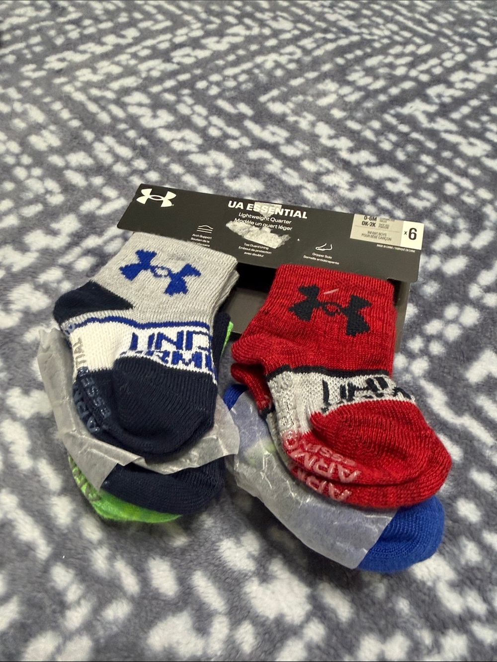 Under Armour Kids Quarter Socks in Red, Navy, Gray & Blue